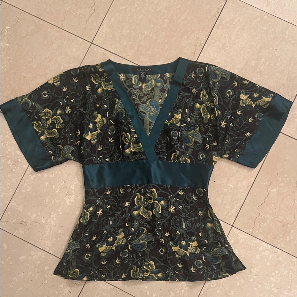 Laundry by Shelli Segal Green and Black Patterned Blouse